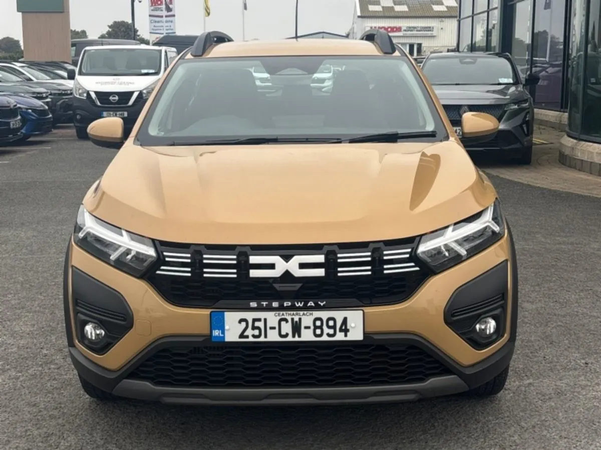 Dacia Sandero Stepway Stepway Expression TCe 90 G - Image 2