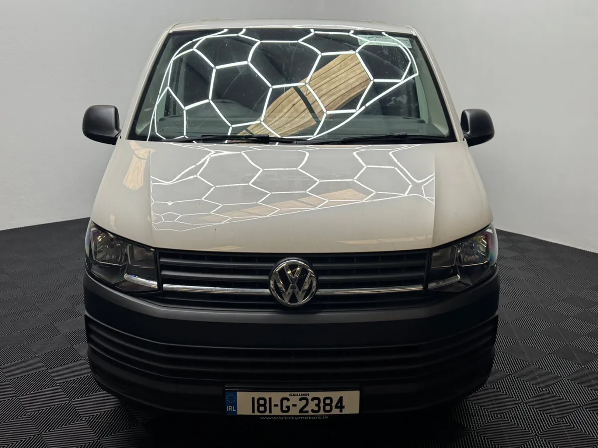 2018 Volkswagen Transporter - Image 3