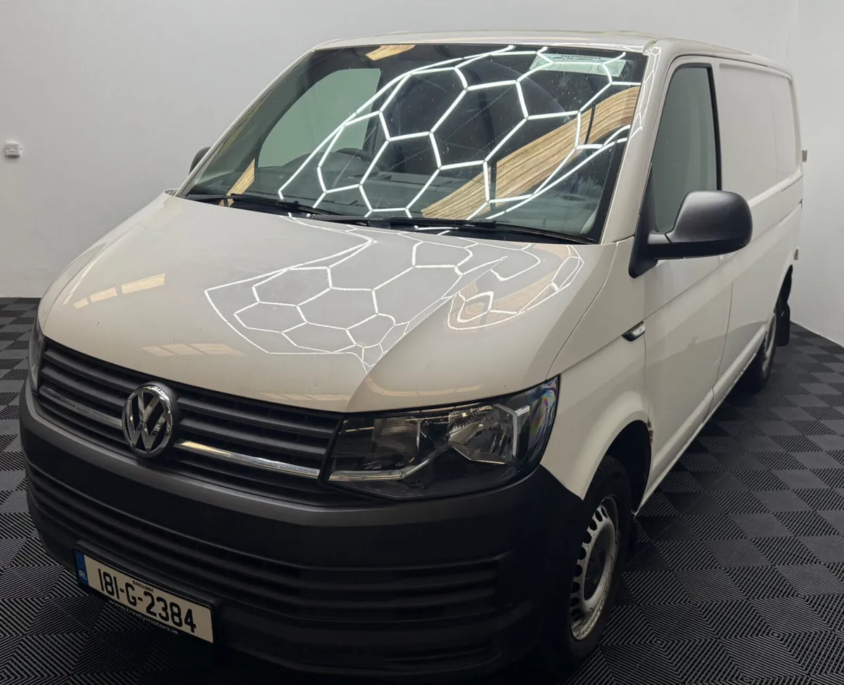 2018 Volkswagen Transporter - Image 4