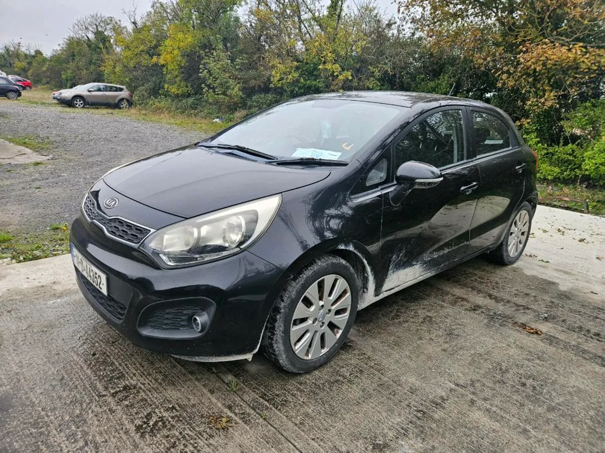 Car - Image 3