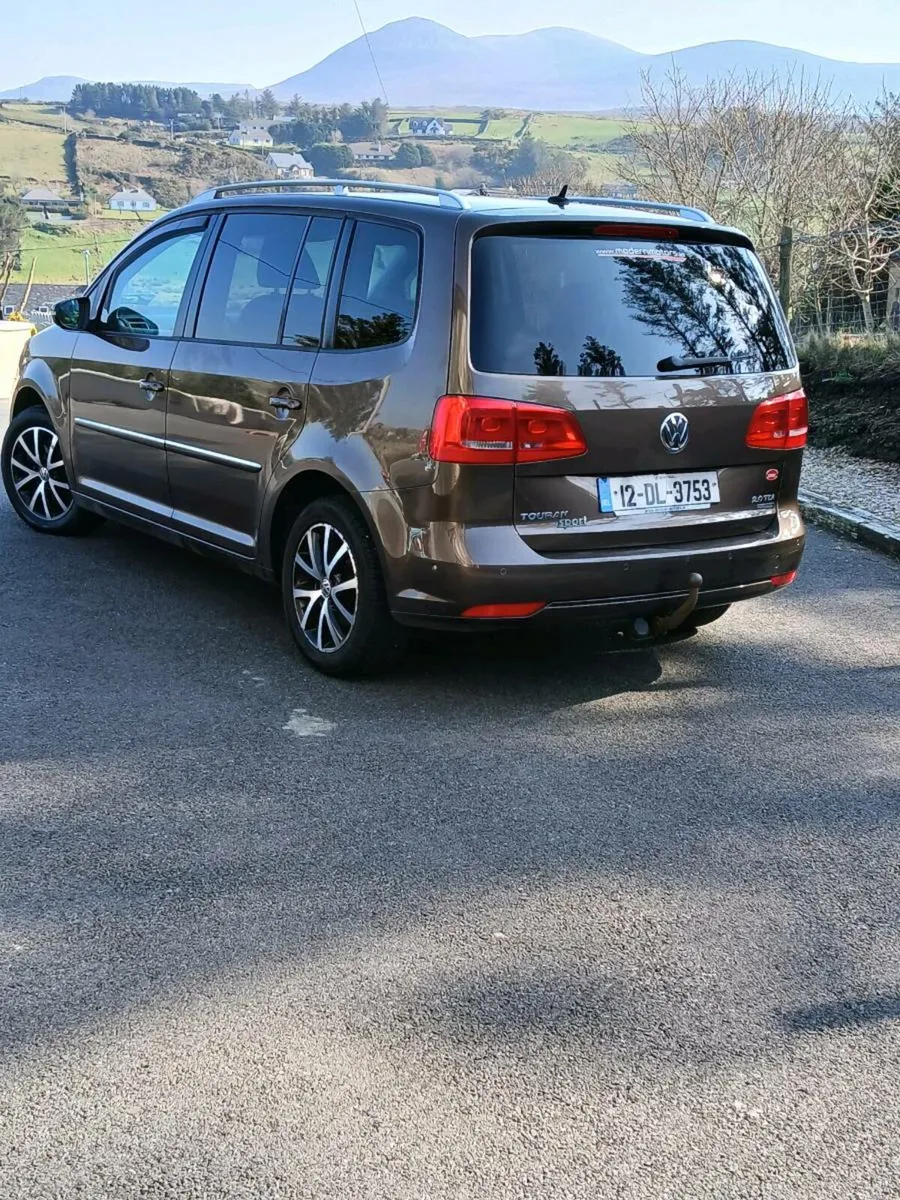 Vw Touran - Image 1