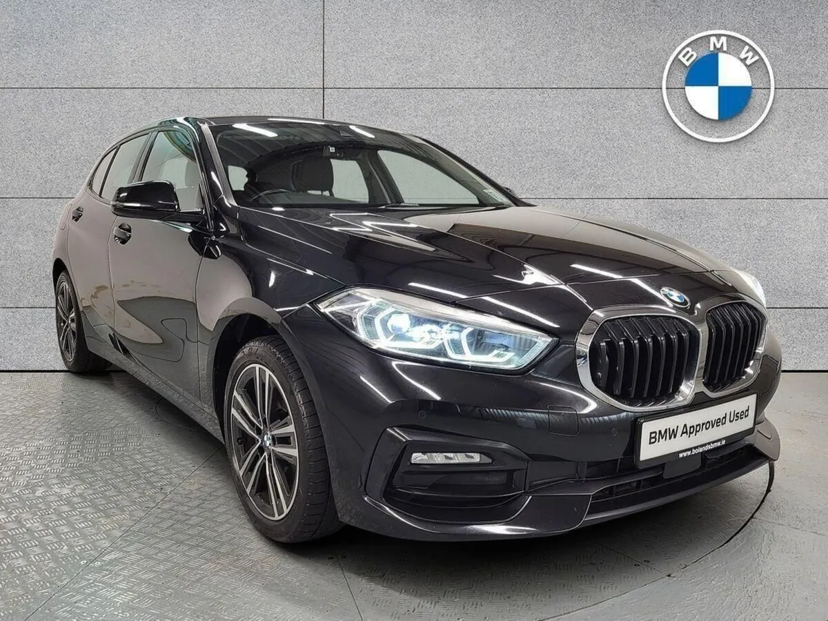 BMW 1 Series 118i Sport - Image 1