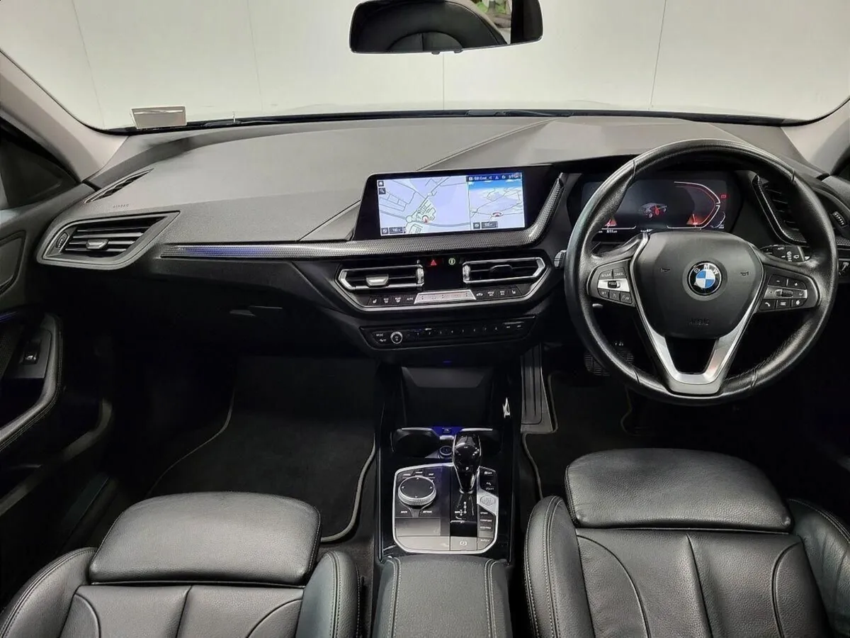 BMW 1 Series 118i Sport - Image 4