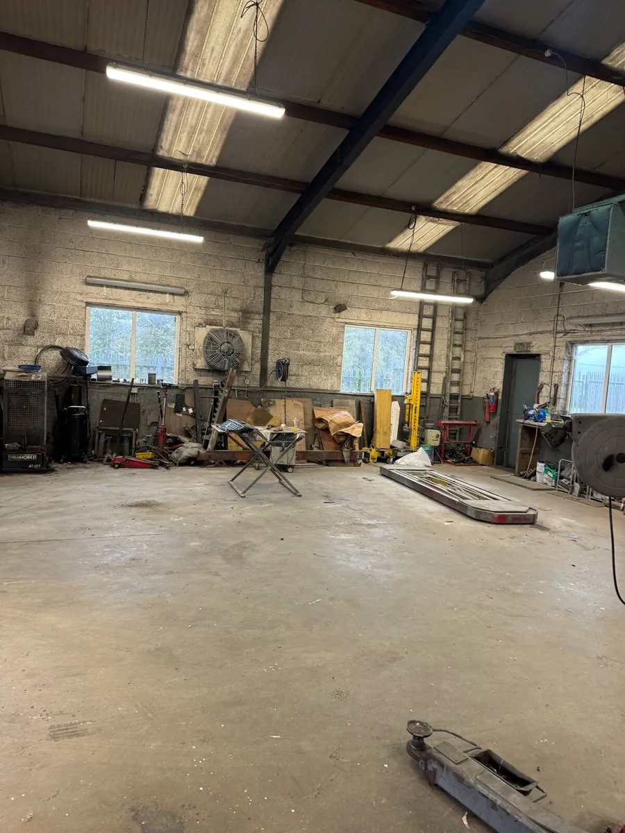 Commercial Gaurage to rent - Image 2