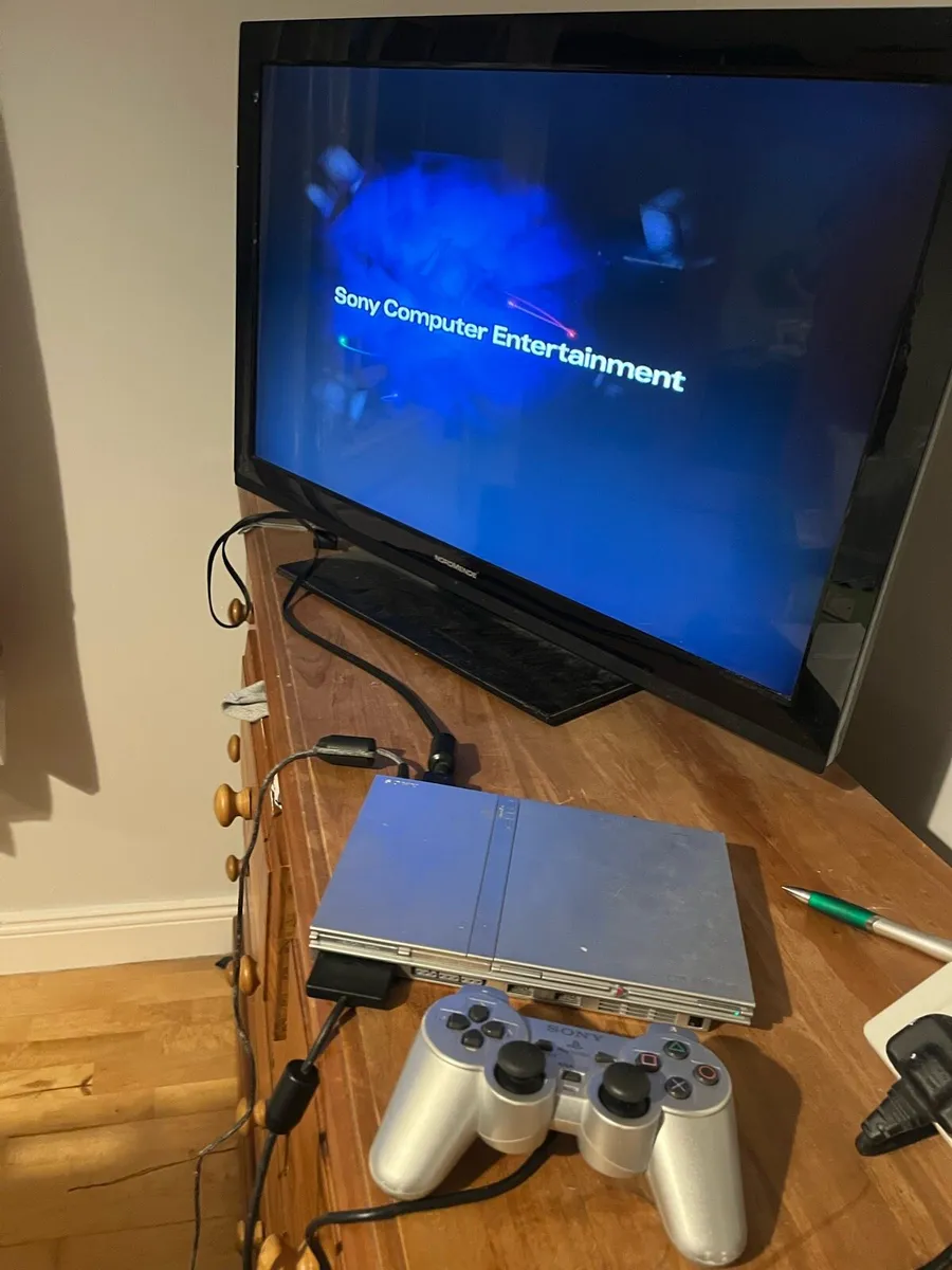 PlayStation 2 - Image 2