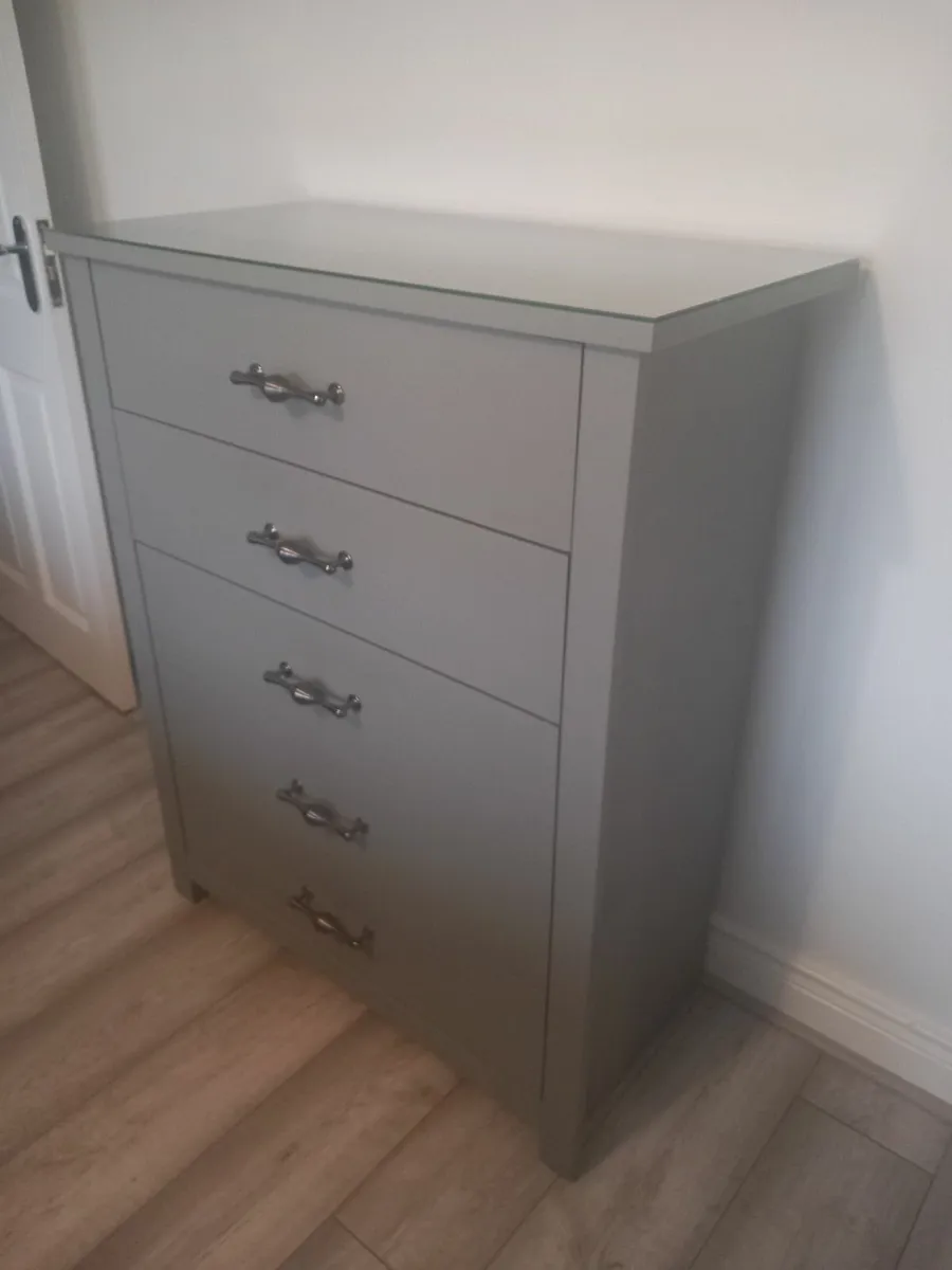 Bedroom set - Image 3
