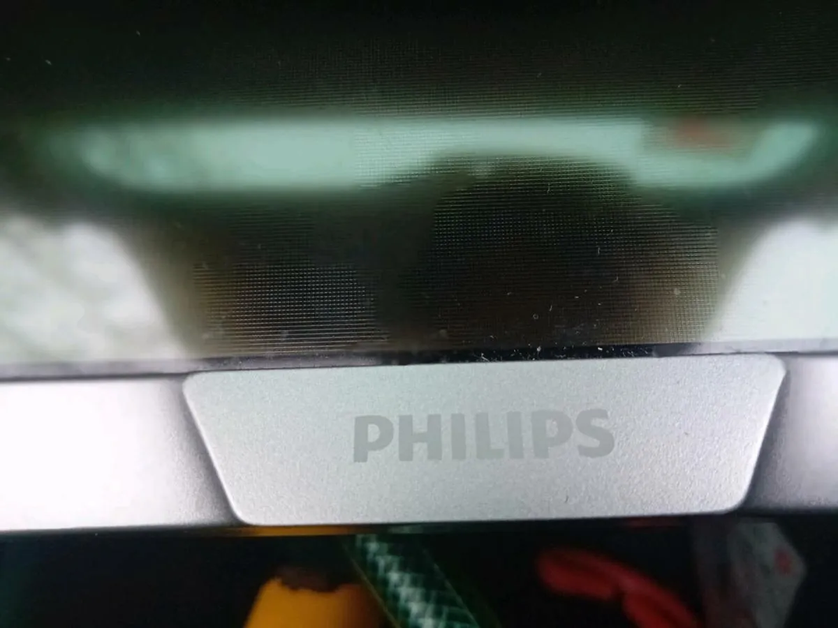 Tv for sale - Image 1