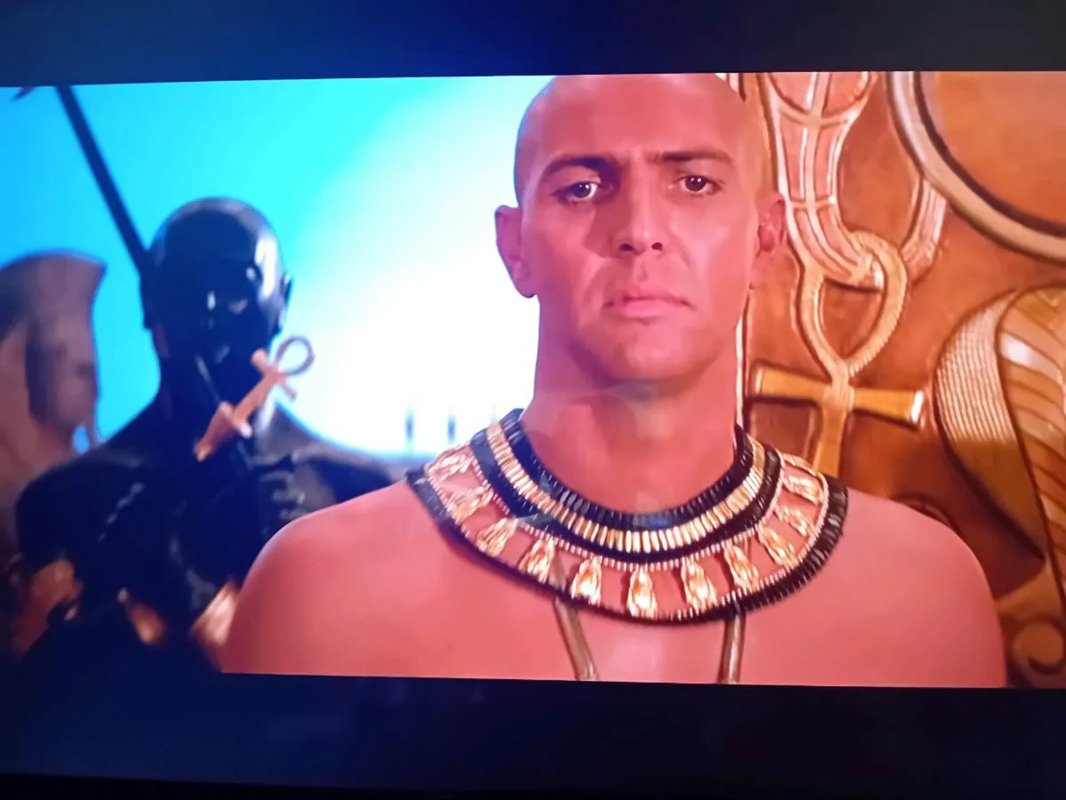 Tv for sale - Image 2