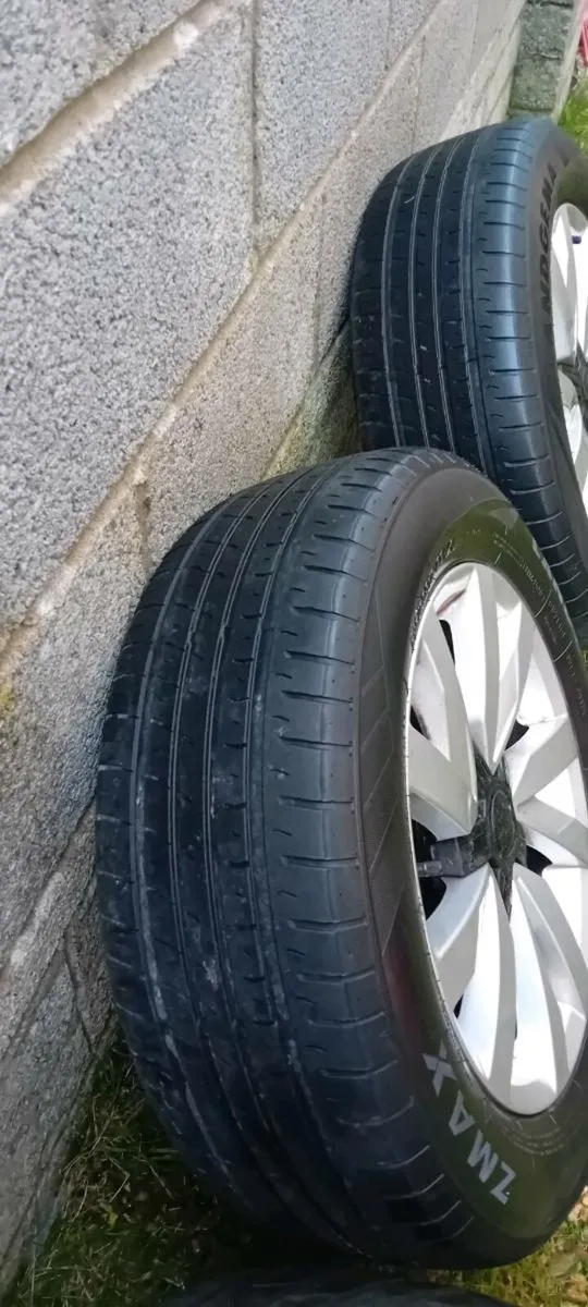 16" Vw Passat alloys - Image 4