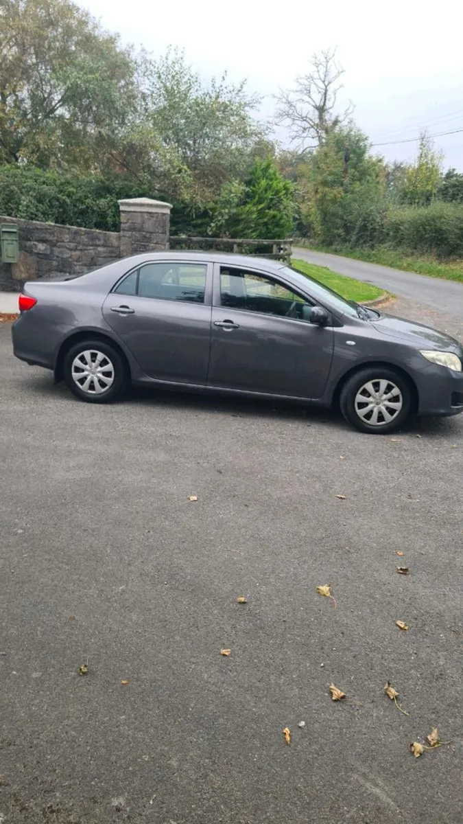 Toyota Corolla - Image 2