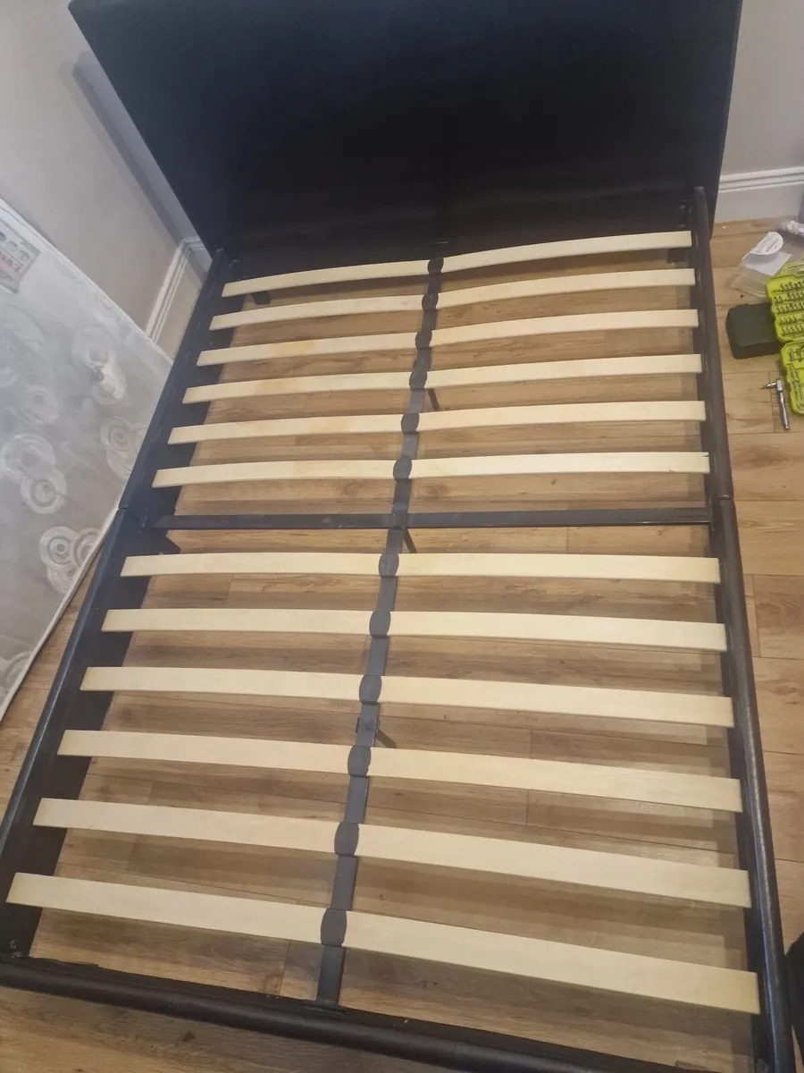 Double bed - Image 3