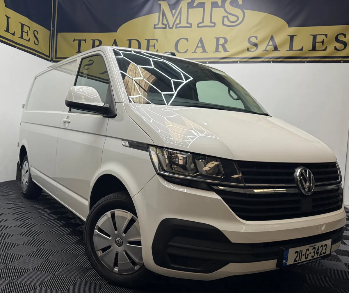 2021 Volkswagen Transporter - Image 1