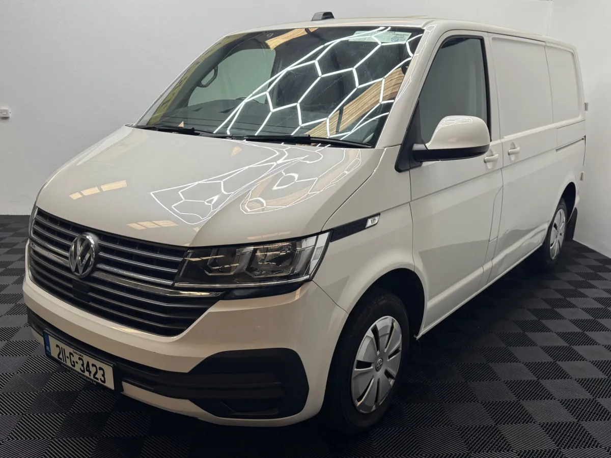 2021 Volkswagen Transporter - Image 4