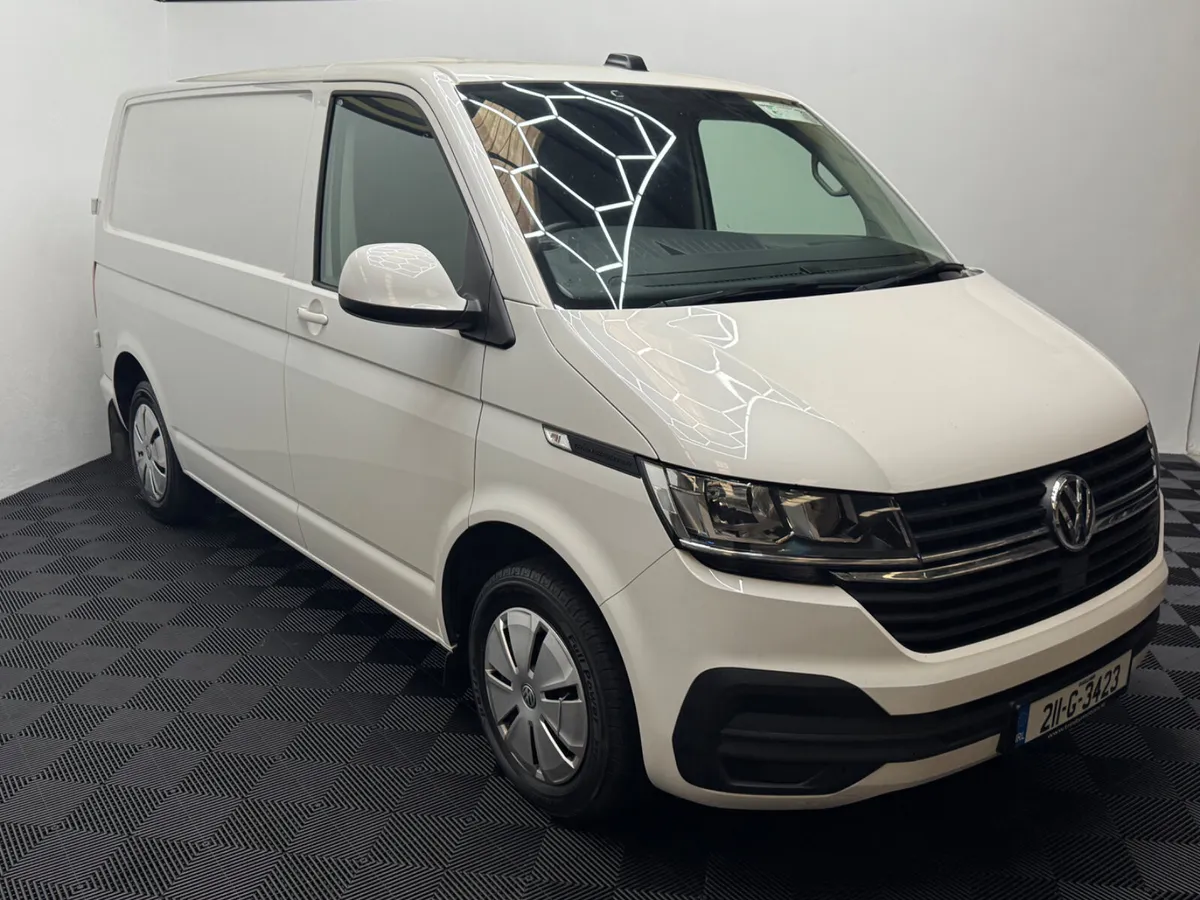 2021 Volkswagen Transporter - Image 2