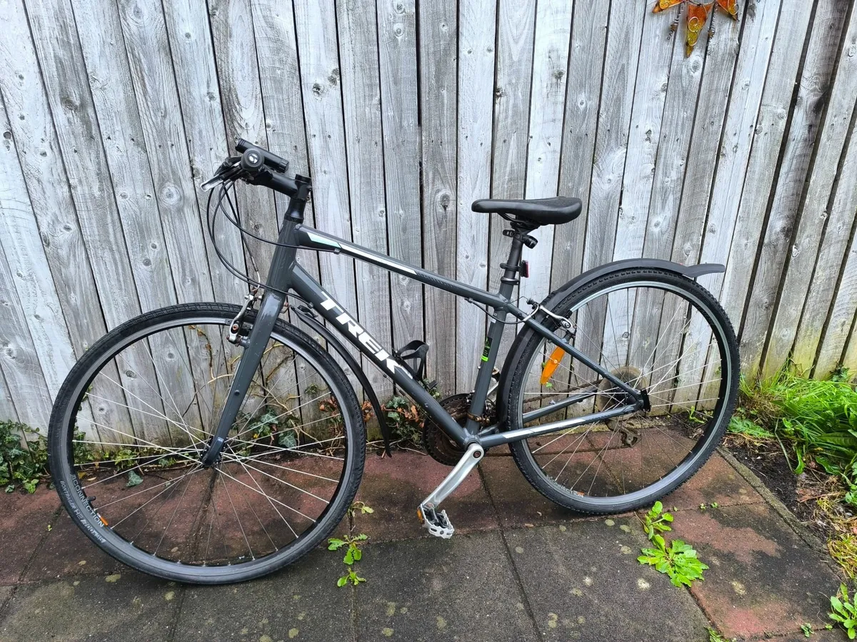 Trek fx2 bontrager bike - Image 3