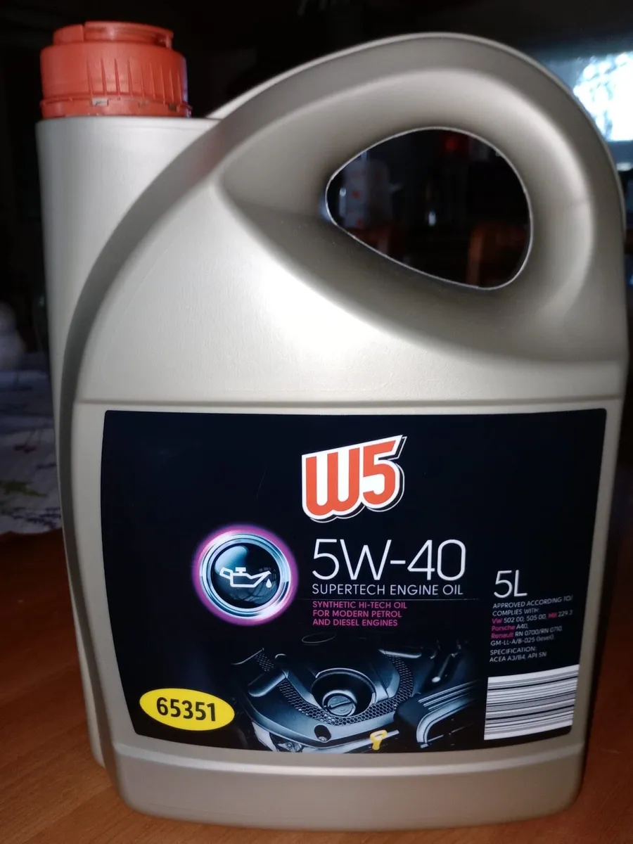 Engine Oil - Image 1