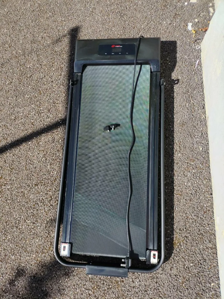 Indoor Treadmill - Image 3