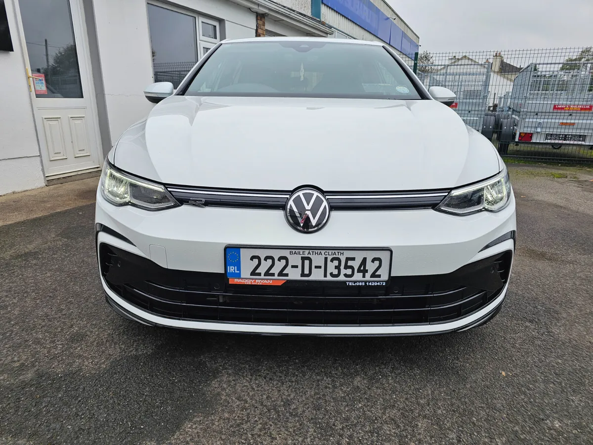 2022 Volkswagen Golf R-Line 2.0Tdi Manual 150Bhp - Image 4