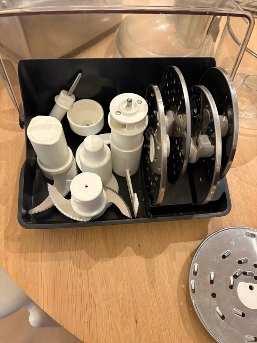 Magimix 4200XL Food Processor - Image 2