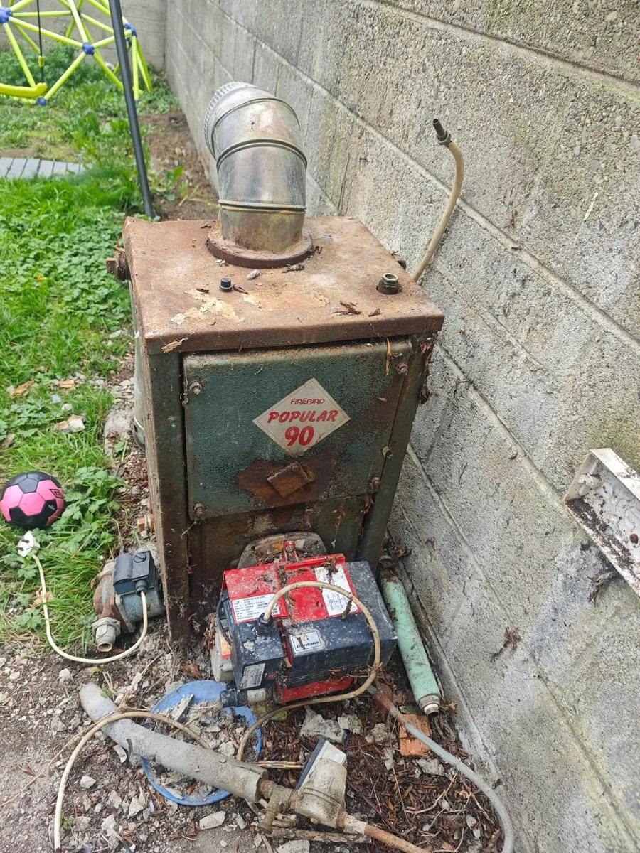 Oil boiler - Image 1