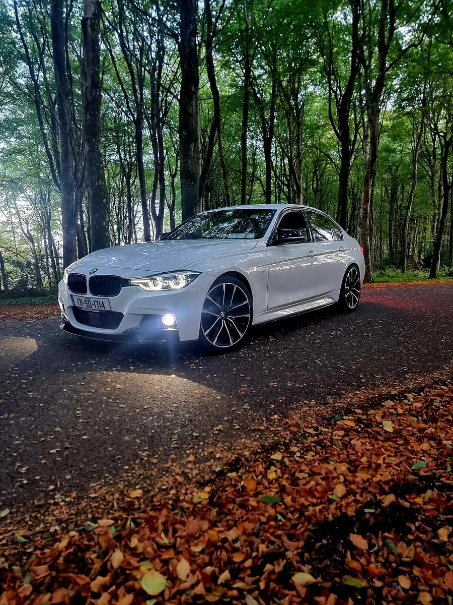 2017 BMW 3 SERIES 320D AUTO M SPORT LOW MILES - Image 1