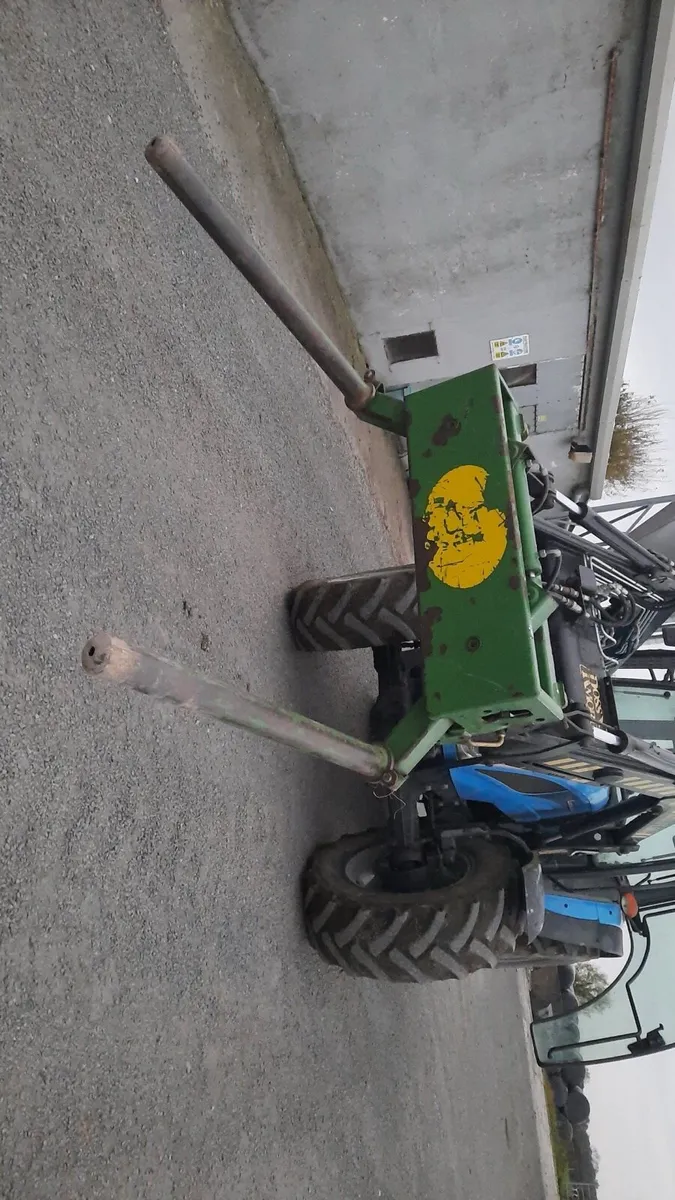 Mchale hydraulic bale handler - Image 1