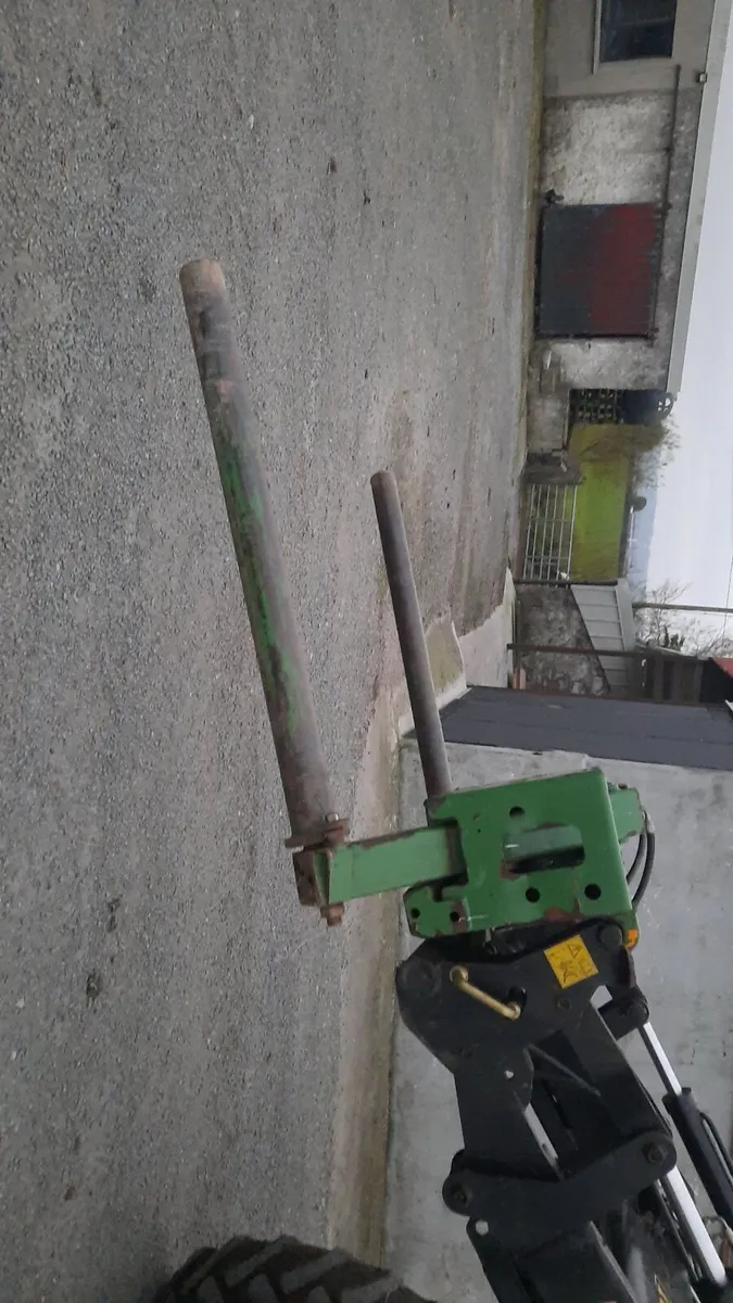 Mchale hydraulic bale handler - Image 2