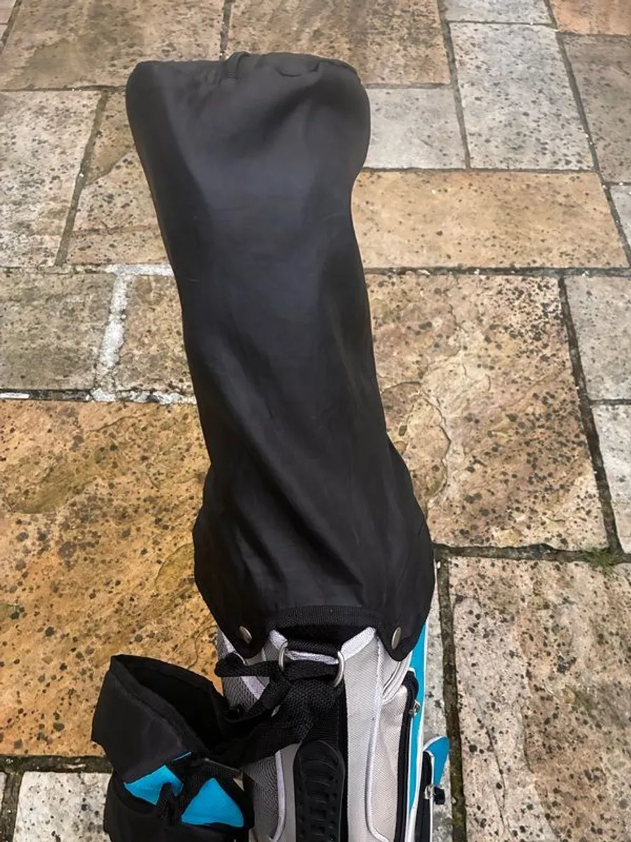 Junior left handed golf set - Image 3