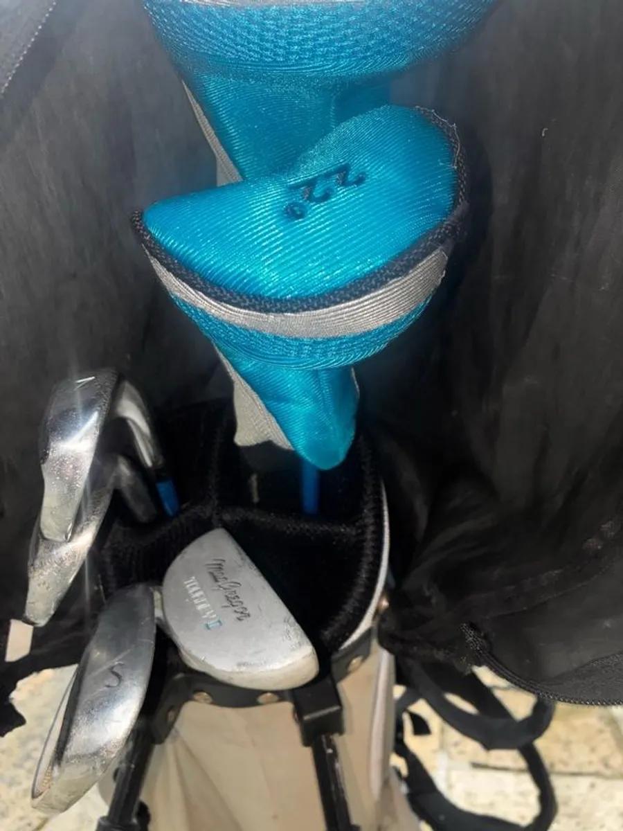 Junior left handed golf set - Image 4