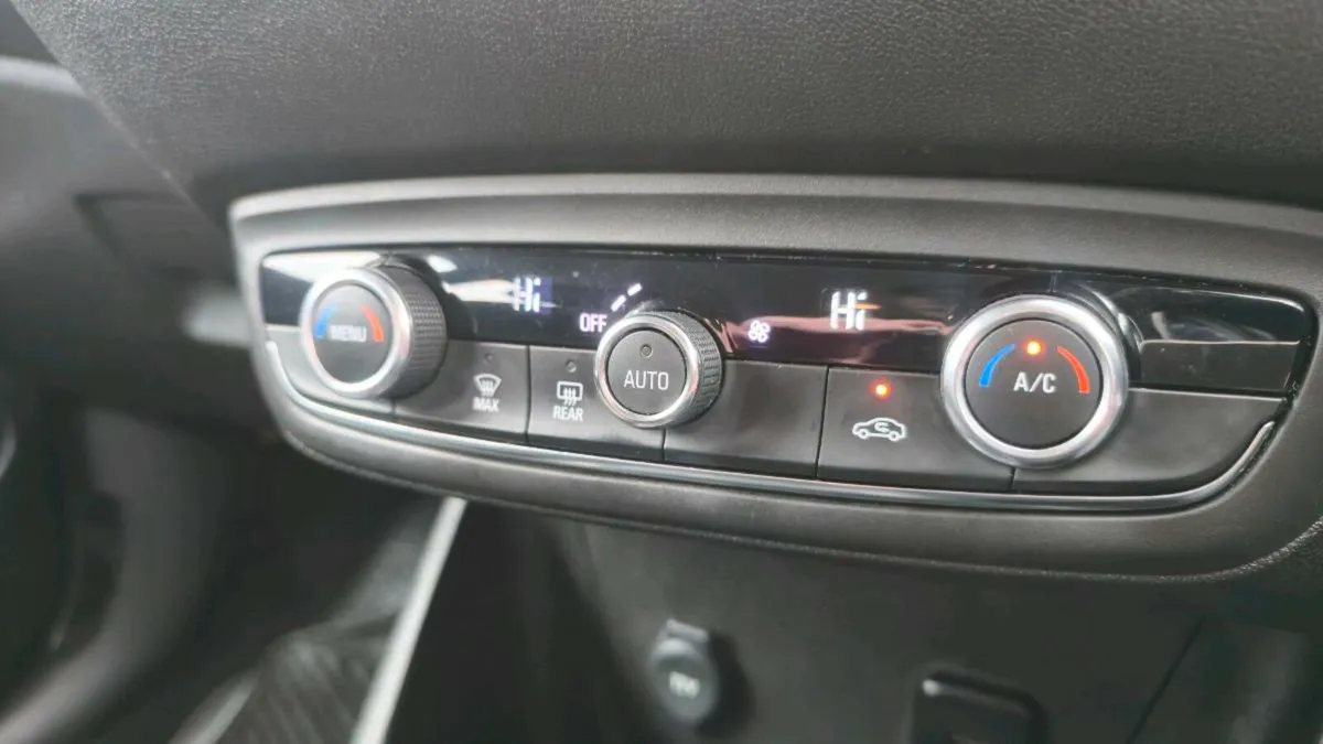 Opel Crossland X Low milage Nct&Tax - Image 4