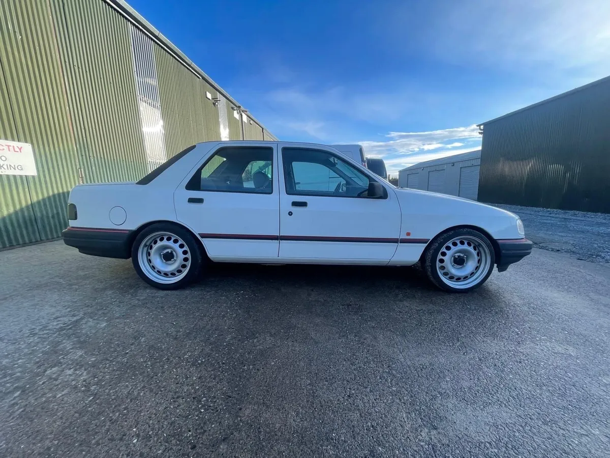 Ford Sierra 2.0 - Image 1