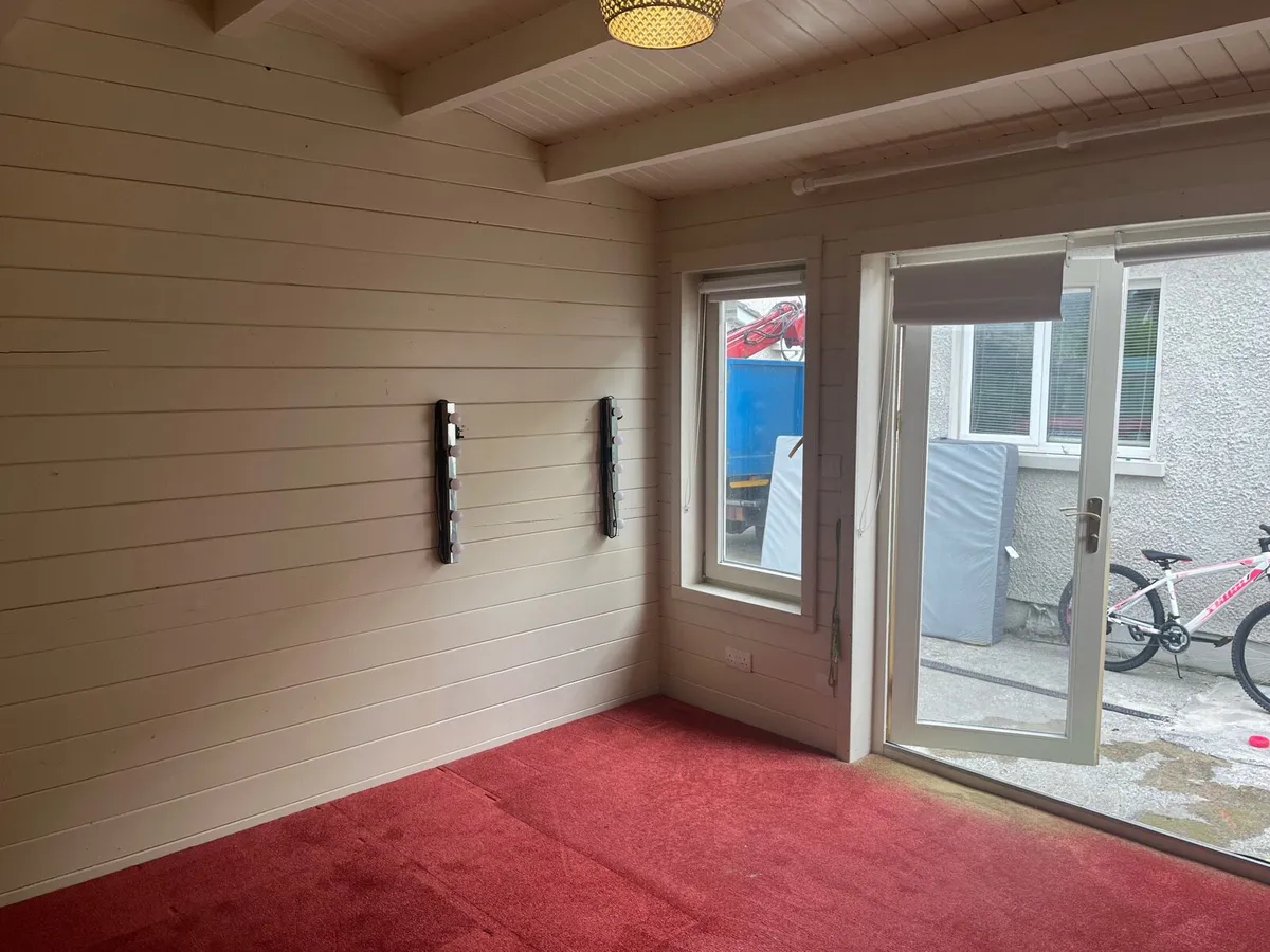 Log cabin - Image 3