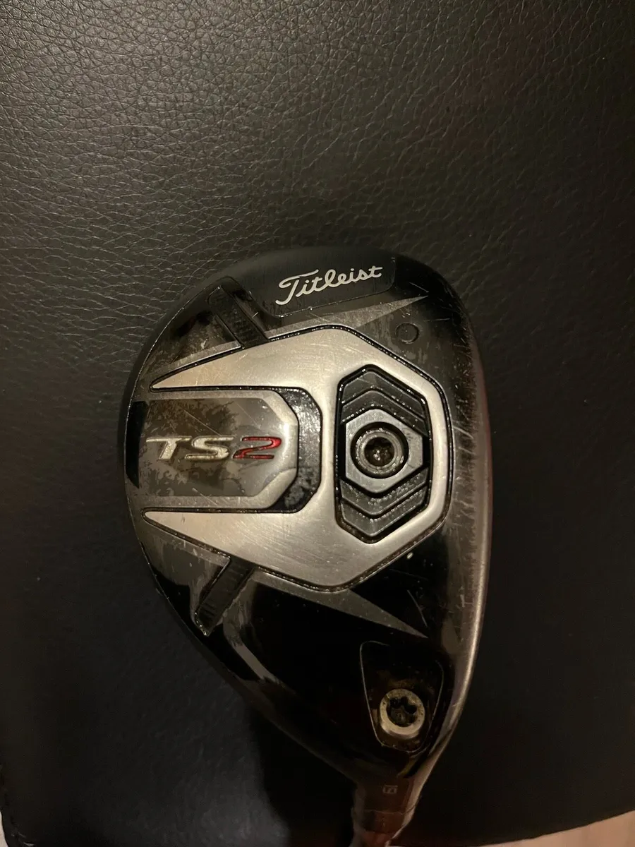 Titleist TS2 3 Hybrid - Image 1