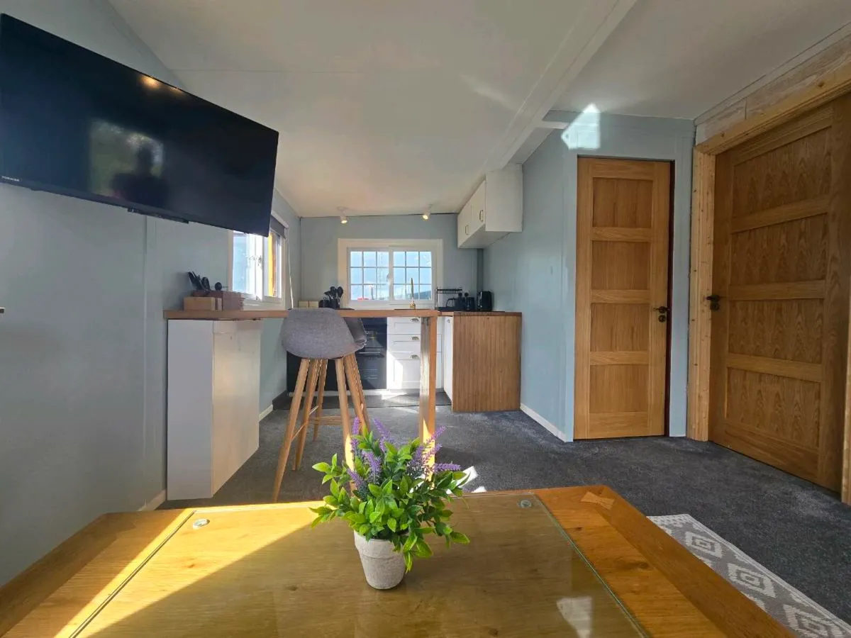 Expandable Home - Image 3