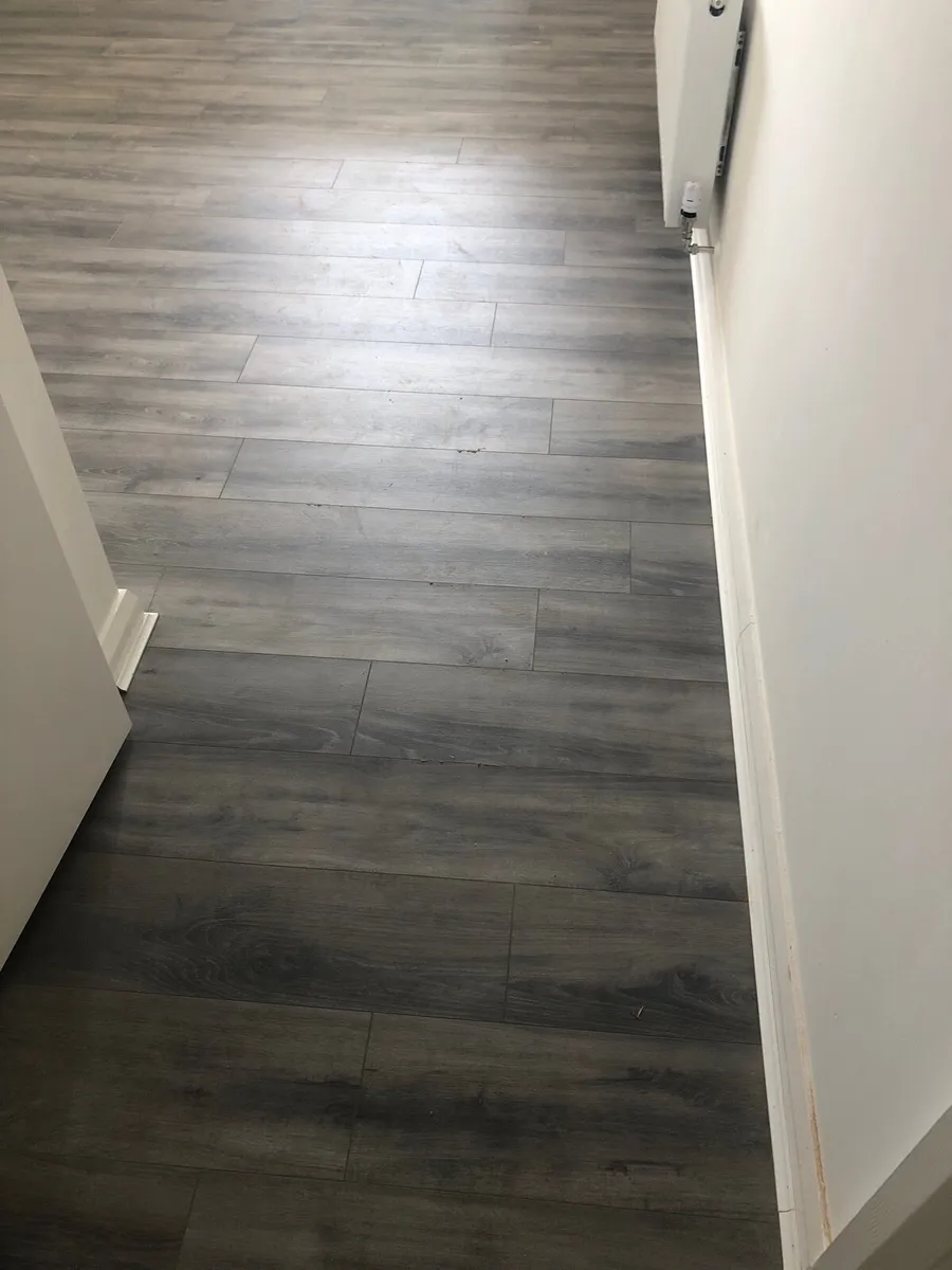 Laminate flooring - Image 3