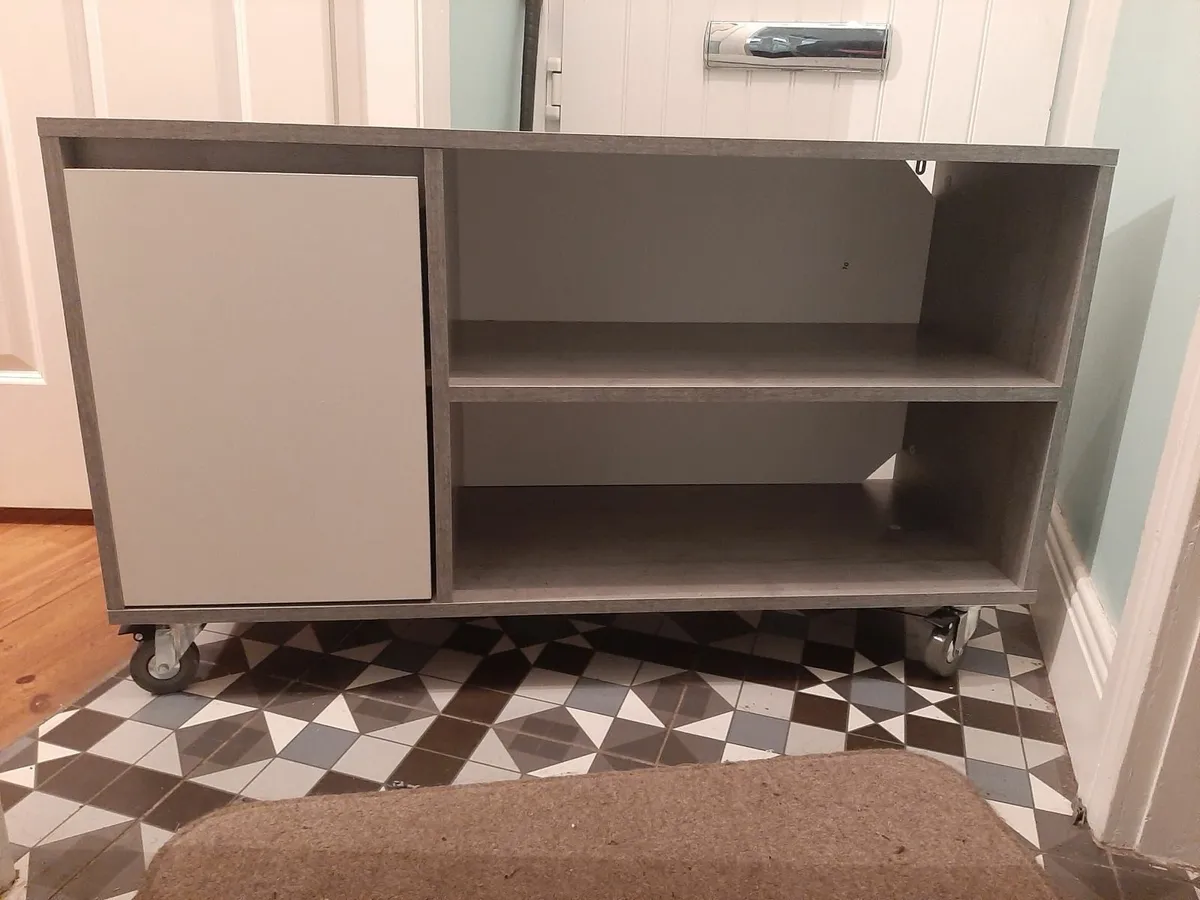Tv unit / coffeee table - Image 1