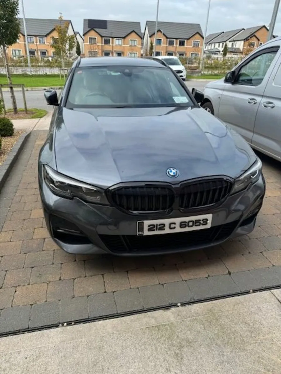 BMW 330e-Series 2021 Touring - Image 3