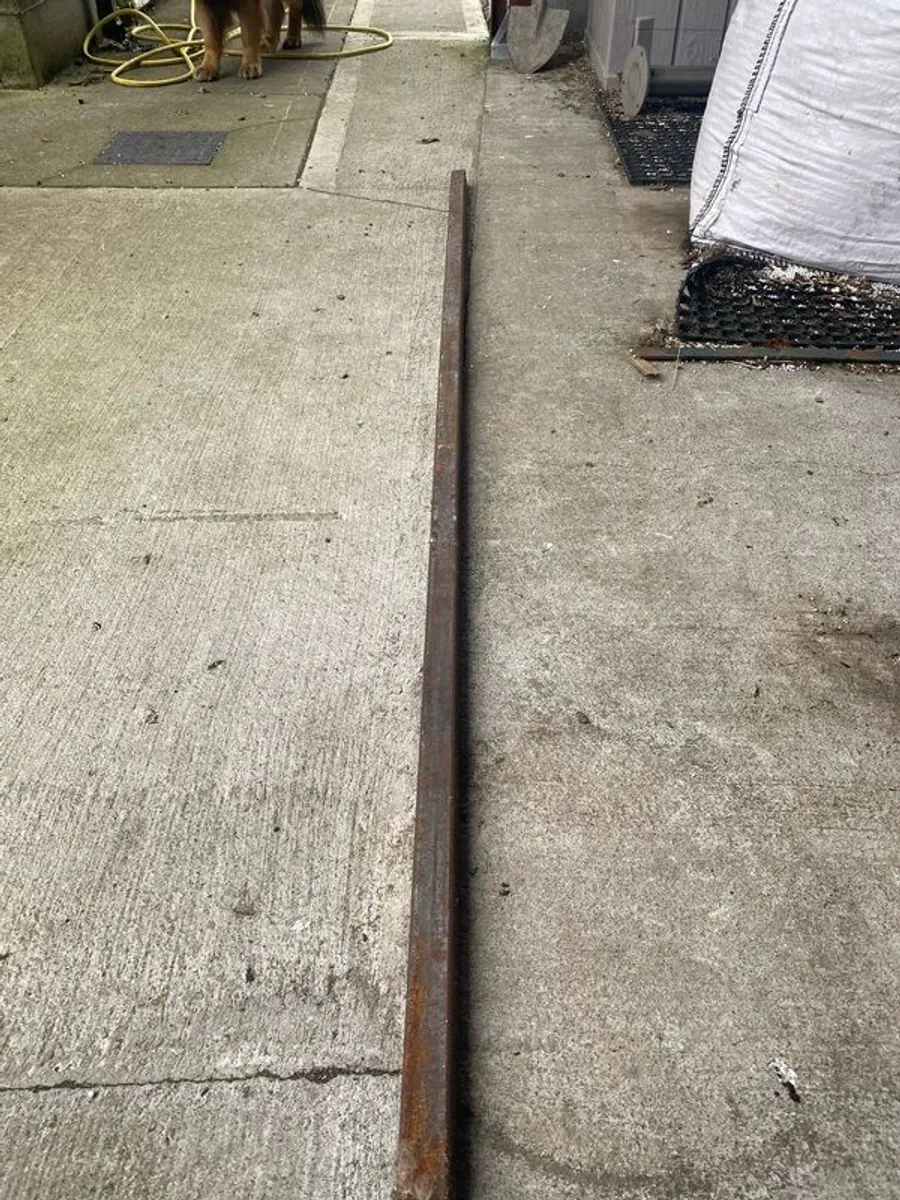 Box Iron - Image 2