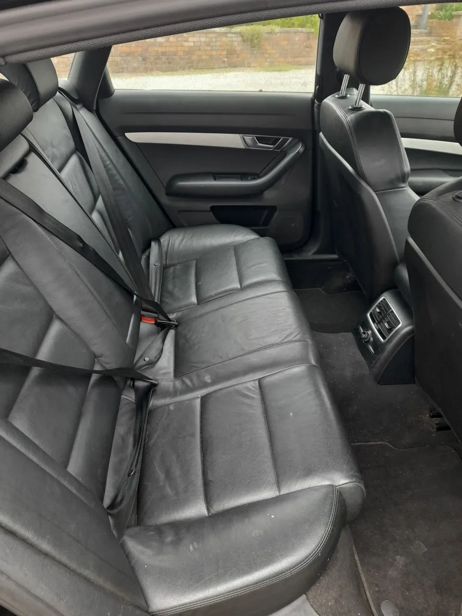 Audi A6 2011 - Image 4