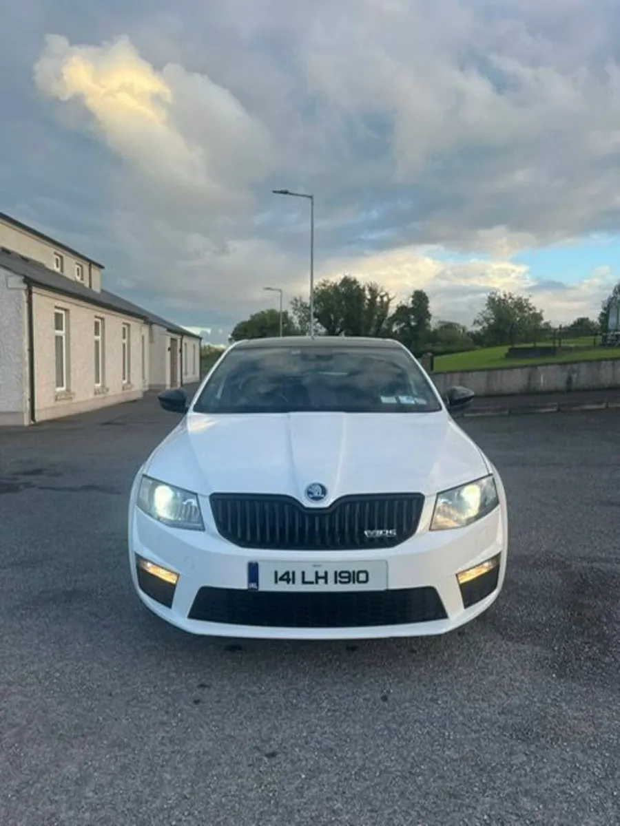 Skoda Octavia VRS 2014 (Automatic) - Image 2