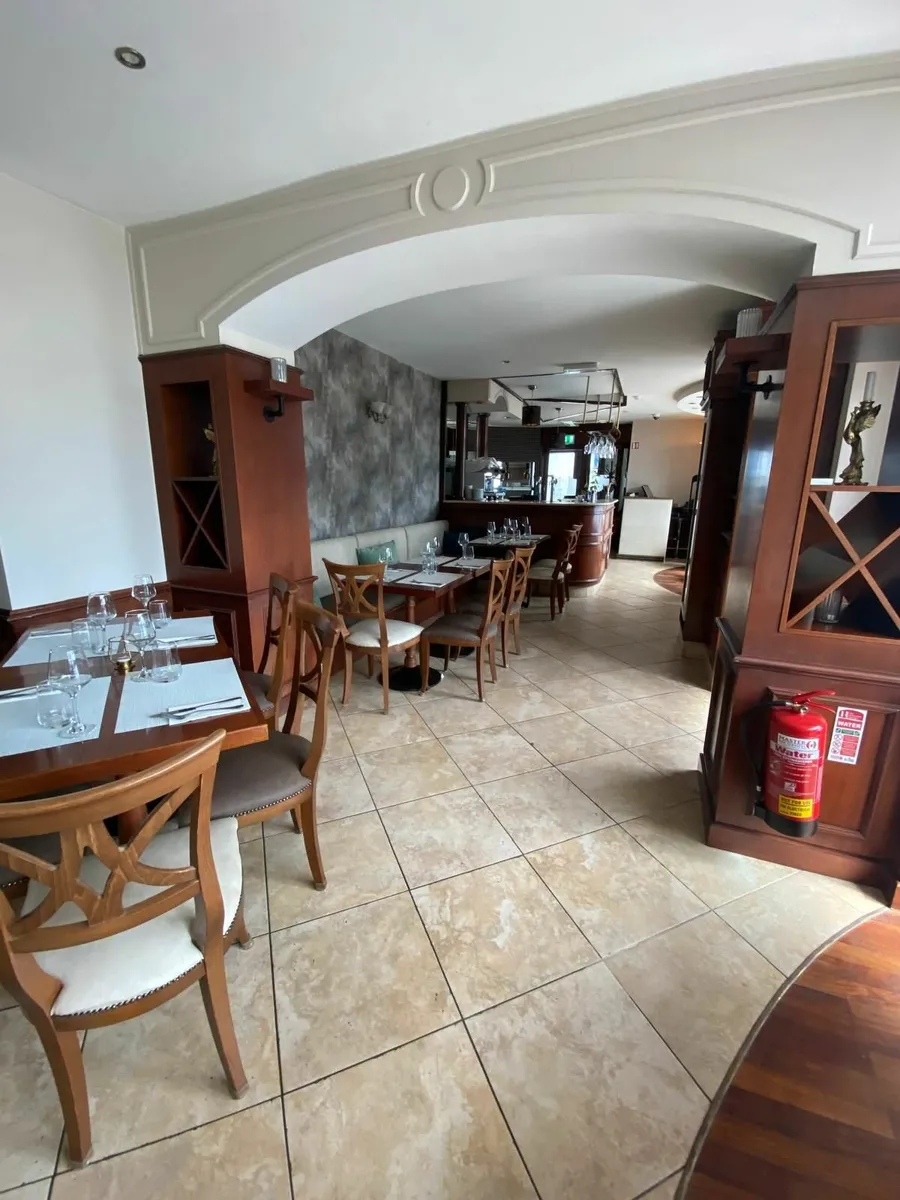Restaurant lease for sale - Image 2
