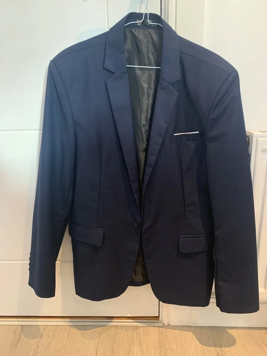 Mens Clothing - Image 1