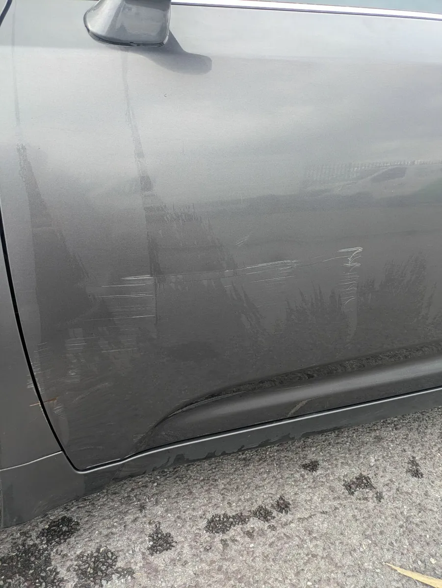 Toyota Avensis 2009 - Image 4