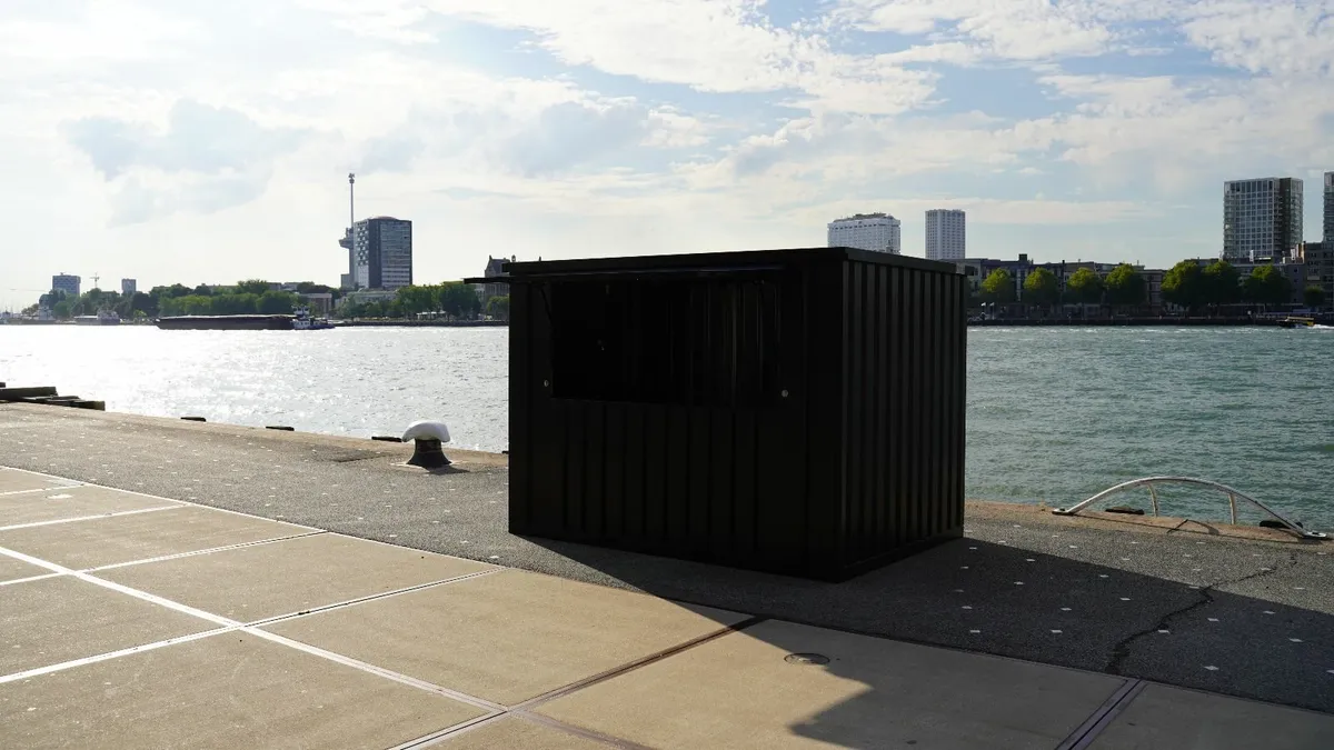 Ready-to-Use Bar Container: Bring Your Outdoor Bar - Image 4