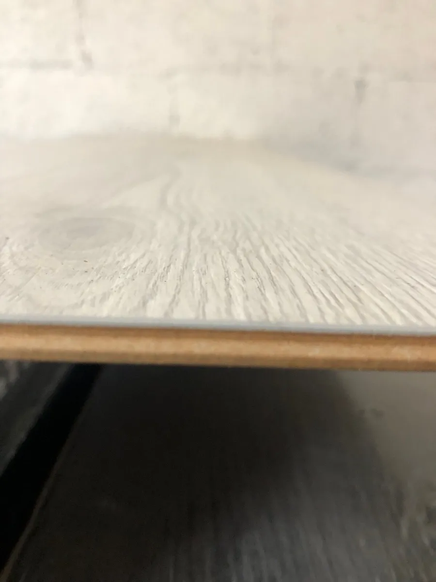 Laminate flooring - Image 2