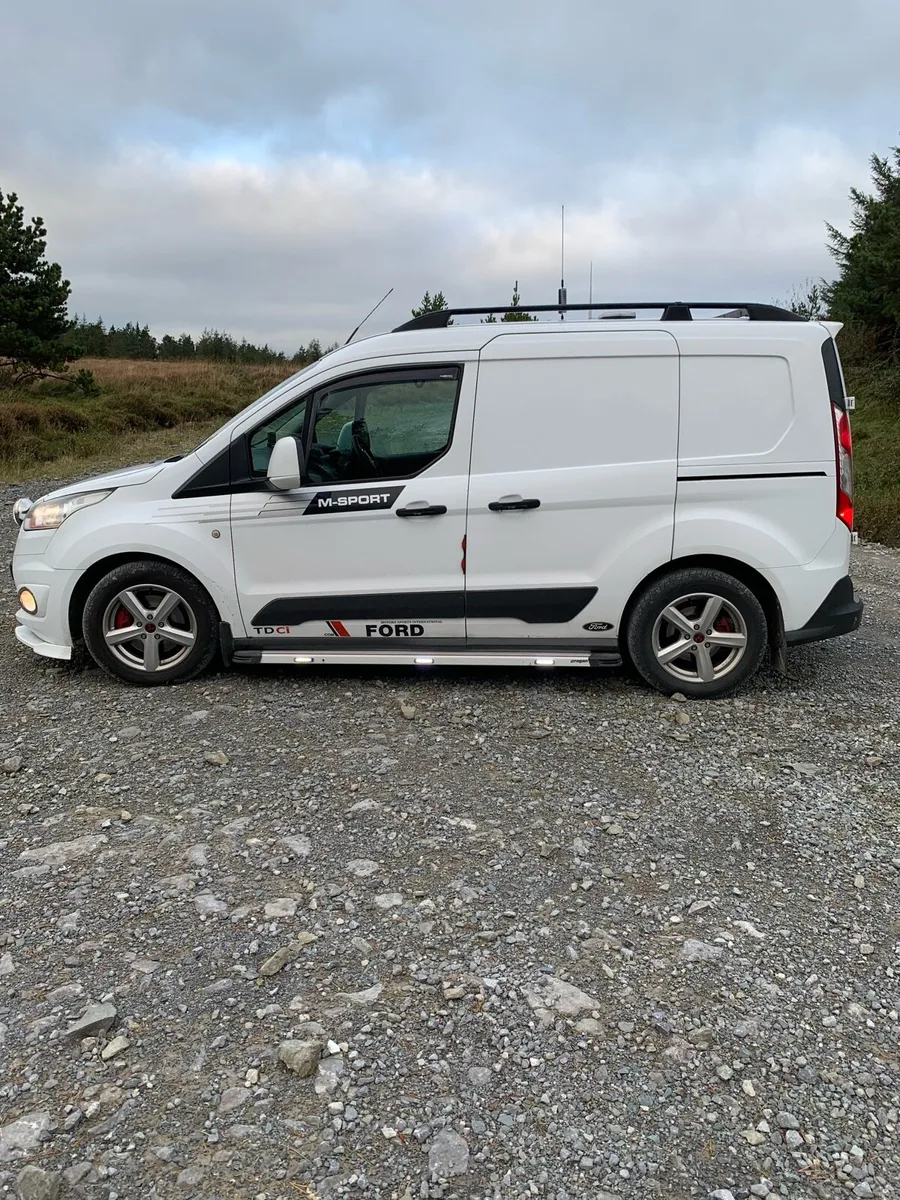 Ford Transit Connect Trend - Image 4