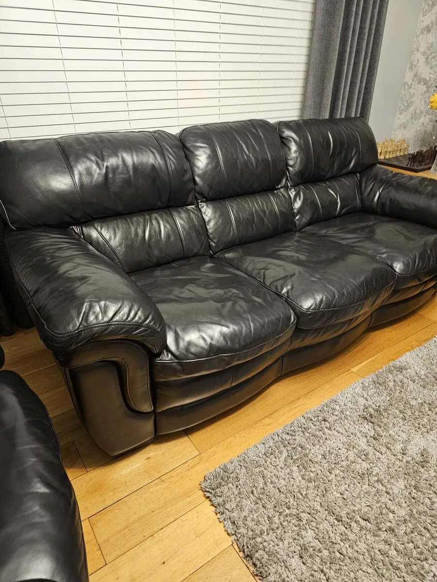 3 Piece, Soft Leather Sofa Set - Image 3