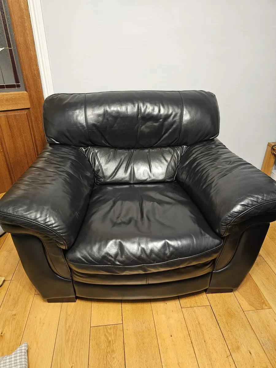 3 Piece, Soft Leather Sofa Set - Image 4