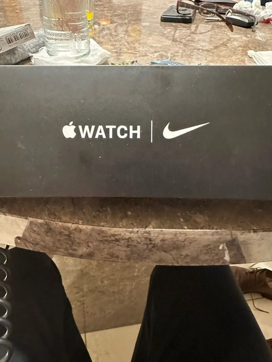 iphone 13 and Apple Watch - Image 4