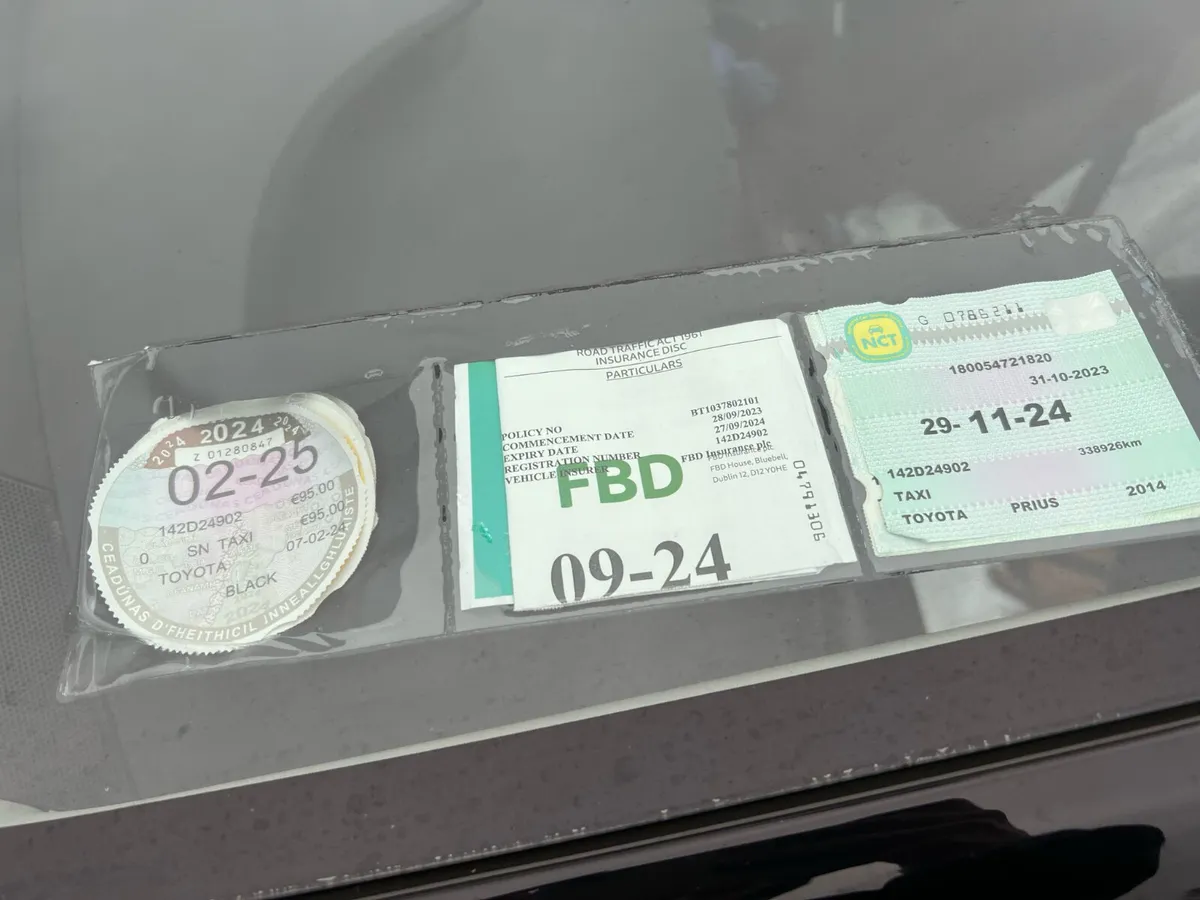 2014 Toyota Prius 1.8 Hybrid Not Damaged - Image 4